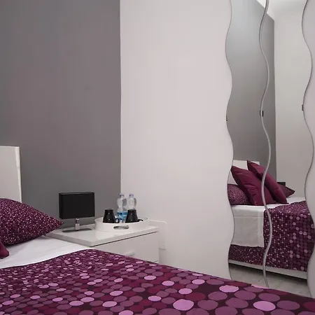 Bed and Breakfast Cento Passi Dal Vaticano House *